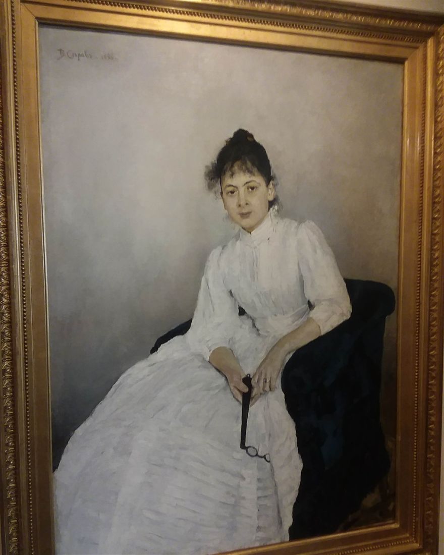In Malmö Castle is this portrait painting   of Maria F. Jalcuntjikova painted by Valentin Serov.